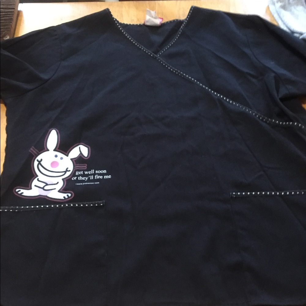 Scrub shirt